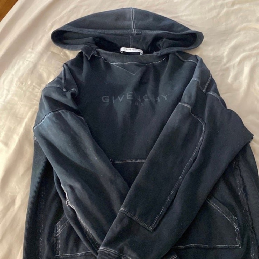Givenchy Elegant Black Garment - image 7
